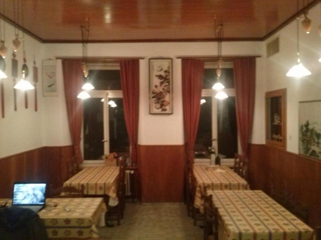 Chambres D'Hotes "La Truite" Bienne Extérieur photo
